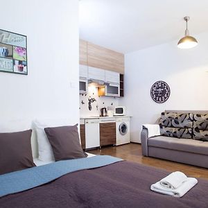 Studio met een King Size Bed